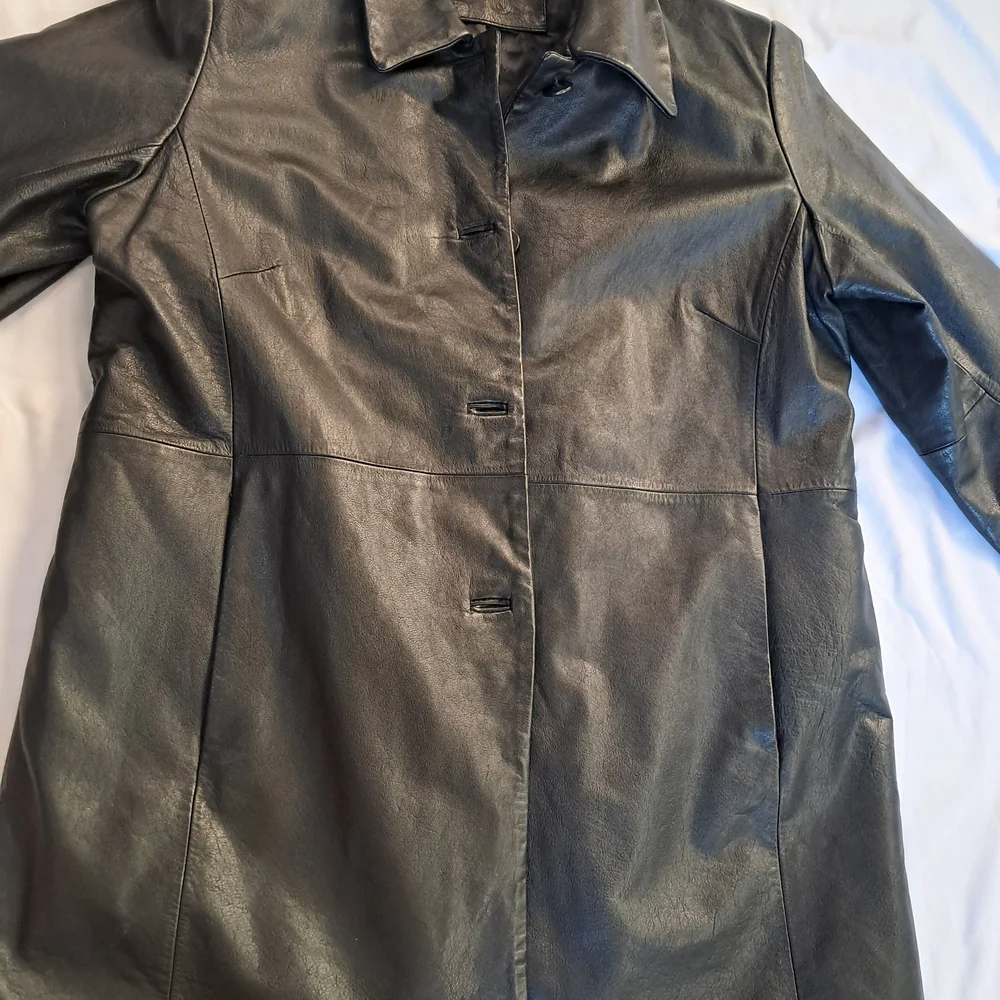 Vintage Kathy Ireland Size L Leather Coat 100% Genuine Mint Condition - Picture 4 of 12